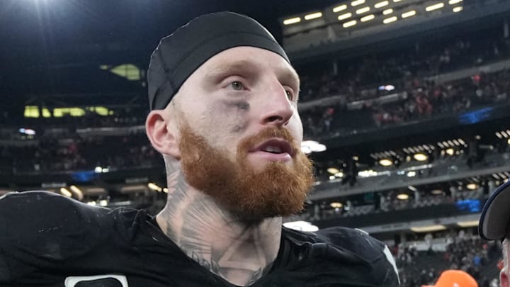 Dec 7, 2025; Paradise, Nevada, USA; Las Vegas Raiders defensive end Maxx Crosby (98) and Denver Broncos head coach Sean Payton meet on the field following a game at Allegiant Stadium. Mandatory Credit: Kirby Lee-Imagn Images Dec 7, 2025; Paradise, Nevada, USA; Las Vegas Raiders defensive end Maxx Crosby (98) and Denver Broncos head coach Sean Payton meet on the field following a game at Allegiant Stadium. Mandatory Credit: Kirby Lee-Imagn Images