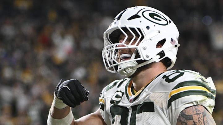 Green Bay Packers tight end Tucker Kraft (85) celebrates his touchdown against the Pittsburgh Steelers.