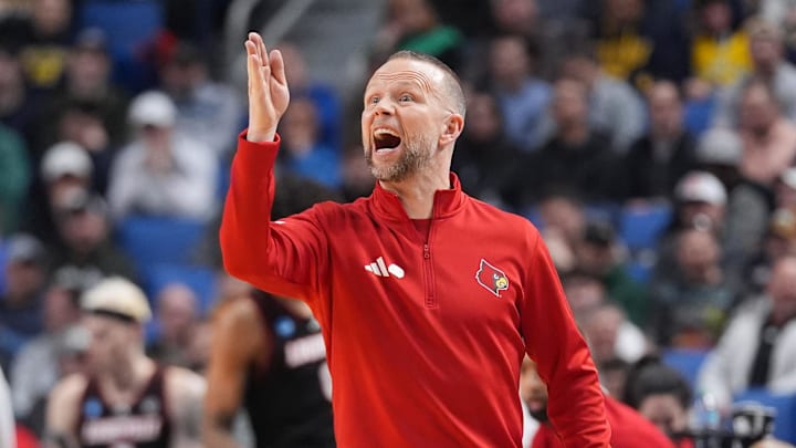 Mar 21, 2026; Buffalo, NY, USA; Louisville Cardinals head coach Pat Kelsey reacts in the first half against the Michigan State Spartans  during a second round game of the men's 2026 NCAA Tournament at Keybank Center. Mandatory Credit: Gregory Fisher-Imagn Images