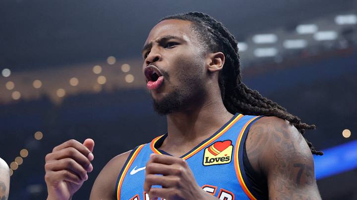 Jan 23, 2025; Oklahoma City, Oklahoma, USA; Oklahoma City Thunder guard Cason Wallace (22) reacts to an officials call after a play against the Dallas Mavericks during the first quarter at Paycom Center. Mandatory Credit: Alonzo Adams-Imagn Images Jan 23, 2025; Oklahoma City, Oklahoma, USA; Oklahoma City Thunder guard Cason Wallace (22) reacts to an officials call after a play against the Dallas Mavericks during the first quarter at Paycom Center. Mandatory Credit: Alonzo Adams-Imagn Images