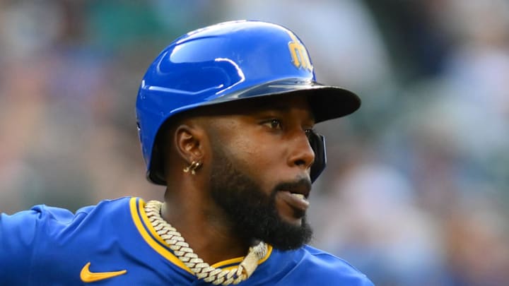 Seattle Mariners left fielder Randy Arozarena runs after hitting a single against the Texas Rangers on July 31 at T-Mobile Park.