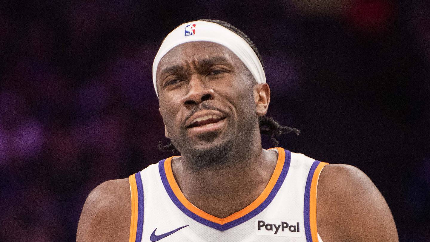 Mark Williams' injury thrusts Suns into adversity before the season even starts
