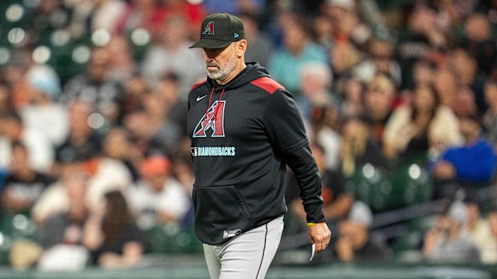 Sep 8, 2025; San Francisco, California, USA; Arizona Diamondbacks manager Torey Lovullo (17) walks to the mound during the sixth inning against the San Francisco Giants at Oracle Park. Mandatory Credit: Neville E. Guard-Imagn Images Sep 8, 2025; San Francisco, California, USA; Arizona Diamondbacks manager Torey Lovullo (17) walks to the mound during the sixth inning against the San Francisco Giants at Oracle Park. Mandatory Credit: Neville E. Guard-Imagn Images