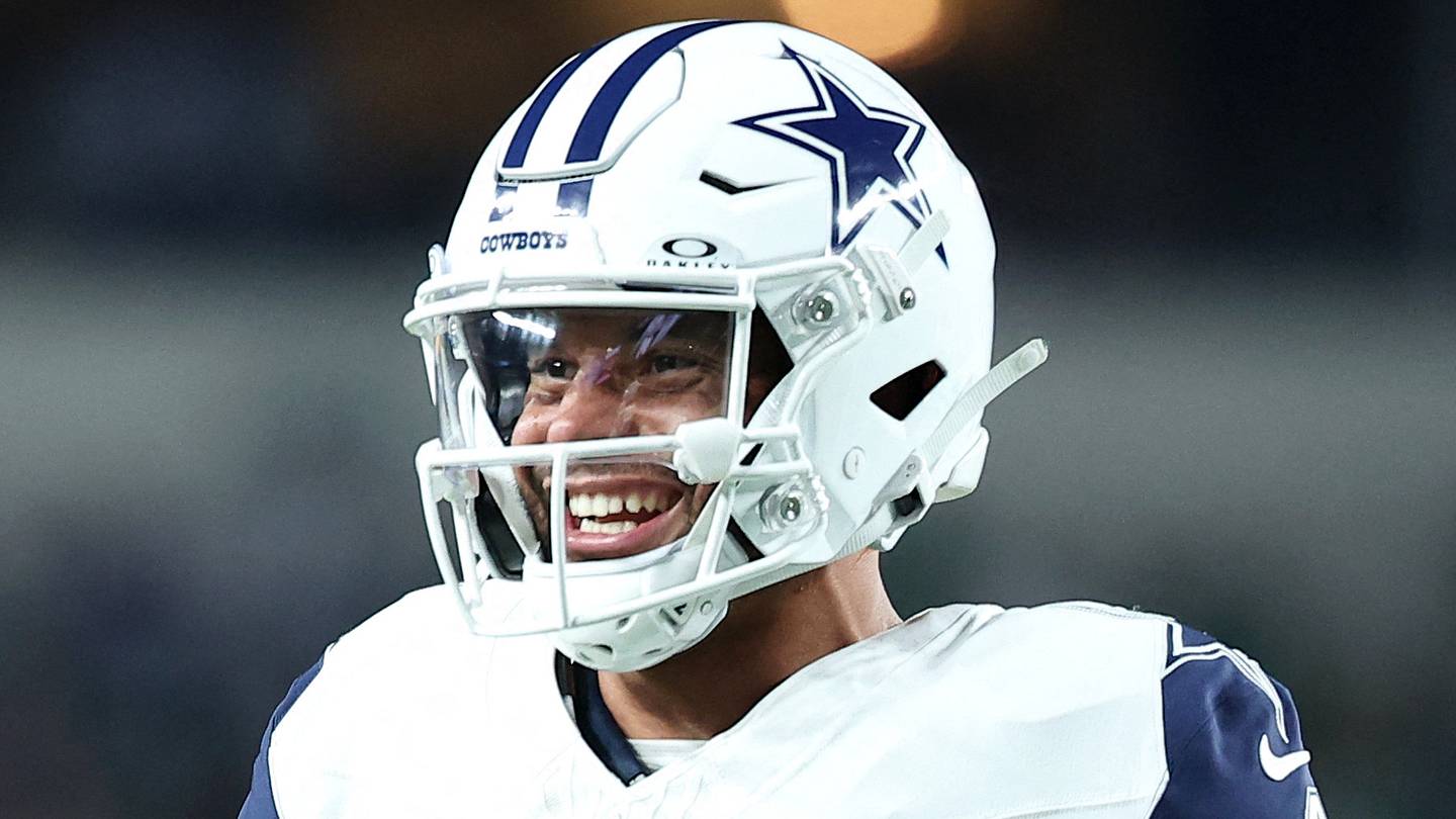 Grading Dak Prescott's Week 7: Cowboys QB gets back on track in big win over Eagles