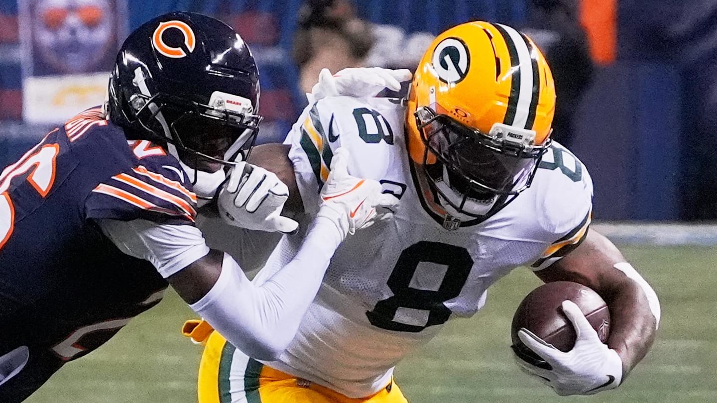 Packers-Bears Matchups: Who Has Advantage in Playoff Showdown?