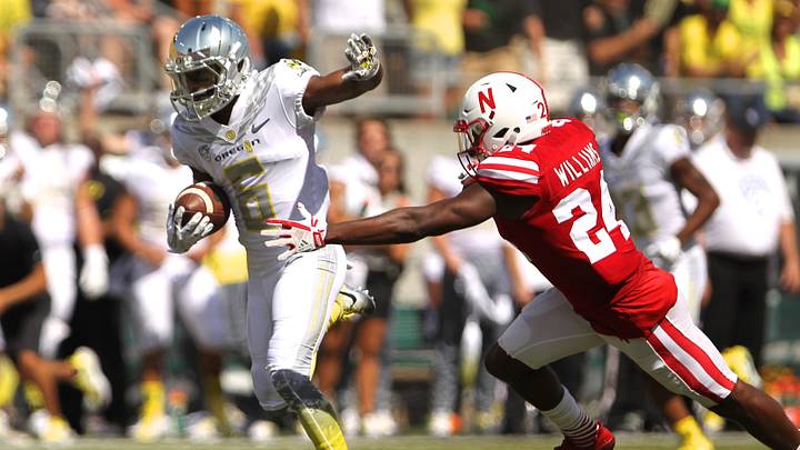 Oregon wide receiver Charles Nelson fends off Nebraska defensive back Aaron Williams at Autzen Stadium in 2017. Oregon wide receiver Charles Nelson fends off Nebraska defensive back Aaron Williams at Autzen Stadium in 2017.