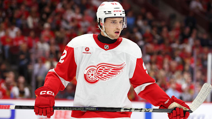 Detroit Red Wings v Chicago Blackhawks