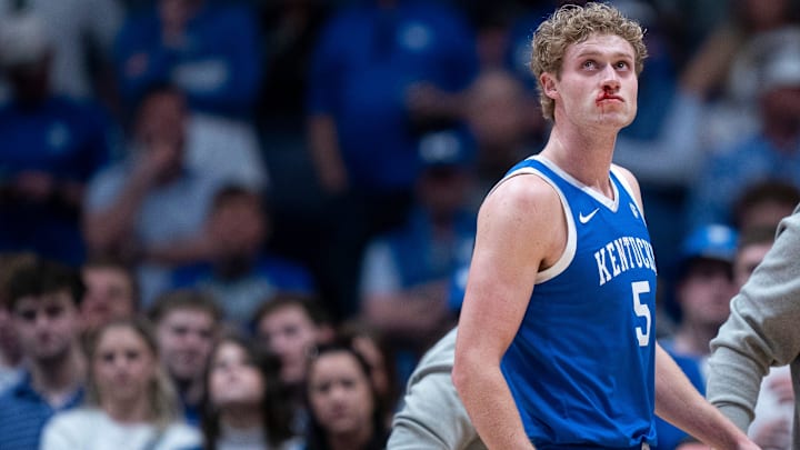 Kentucky guard Collin Chandler (5)