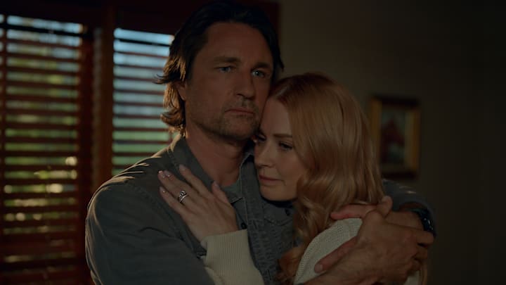 Virgin River S7. (L to R) Martin Henderson as Jack Sheridan and Alexandra Breckenridge as Melinda Monroe in Episode #710 of Virgin River S7