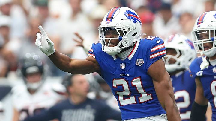 Sep 13, 2026; Houston, Texas, USA; Buffalo Bills cornerback Davison Igbinosun (21) reacts after a play during the game against the Houston Texans at Reliant Stadium. Mandatory Credit: Troy Taormina-Imagn Images