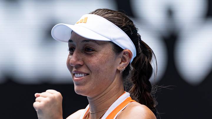 Jessica Pegula celebrates her victory