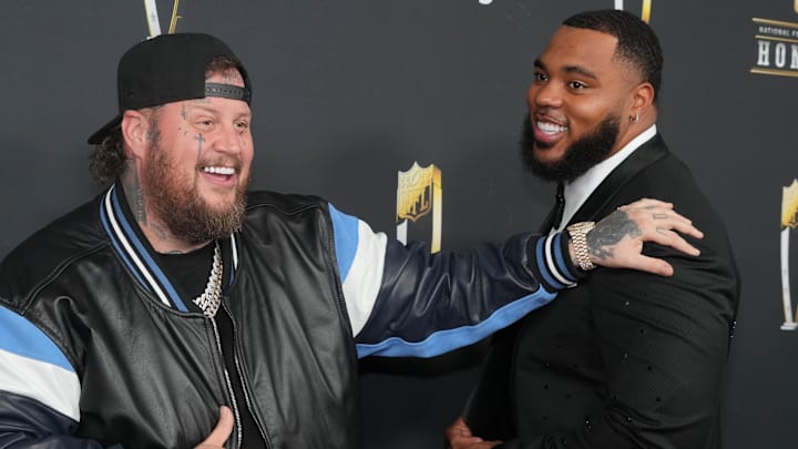 Jelly Roll and Jeffery Simmons on the red carpet before Super Bowl LIX NFL Honors at Saenger Theatre.