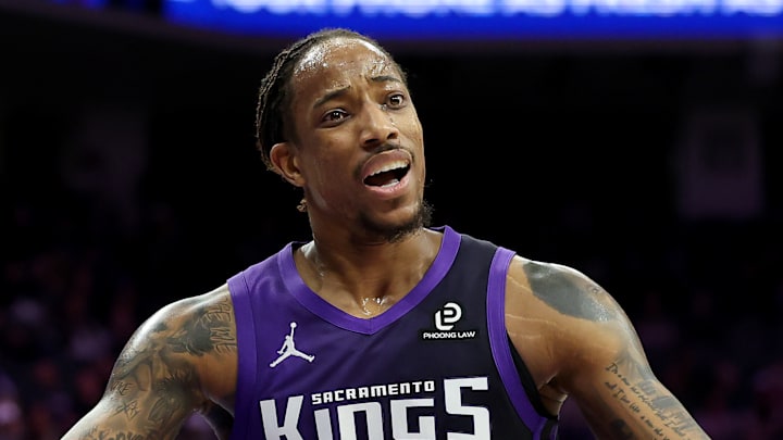 Dallas Mavericks v Sacramento Kings