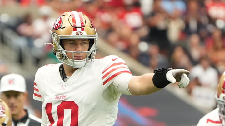 San Francisco 49ers quarterback Mac Jones (10)