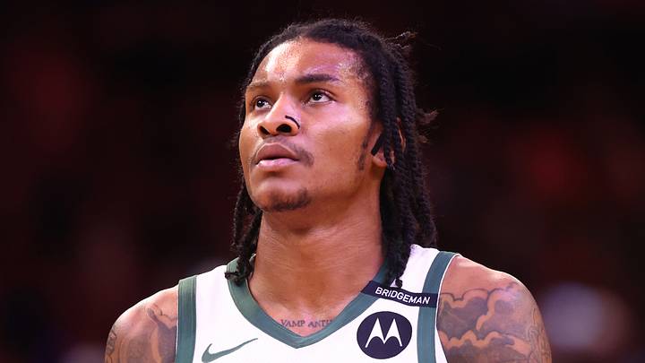 Milwaukee Bucks guard Kevin Porter Jr. (3) against the Phoenix Suns at Footprint Center on March 24, 2025.