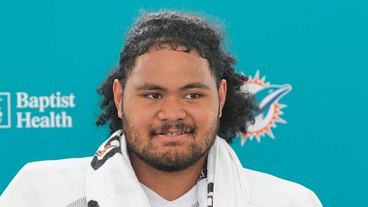 Miami Dolphins guard Jonah Savaiinaea Miami Dolphins guard Jonah Savaiinaea