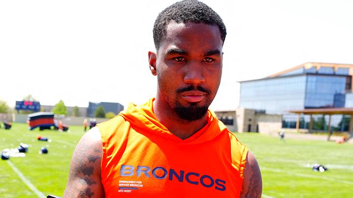 Denver Broncos WR Jaylen Waddle