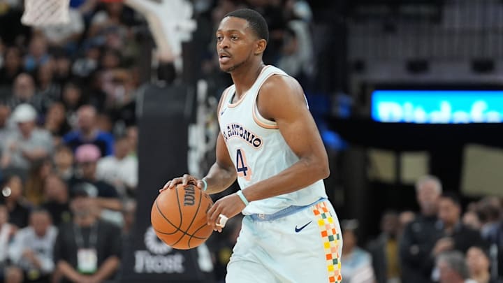 San Antonio Spurs guard De'Aaron Fox
