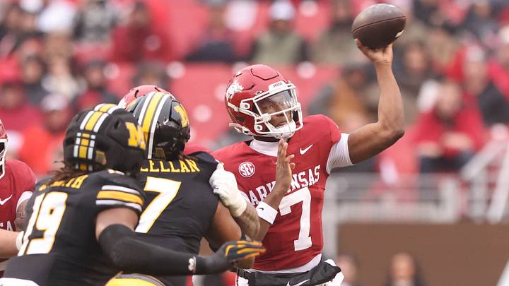 Arkansas Razorbacks quarterback KJ Jackson (7) passes during the first quarter against the Missouri Tigers at Razorback Stadium.