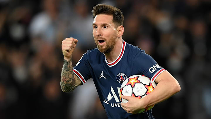 Los jeques árabes de PSG cuando adquirieron a Messi sin costo.