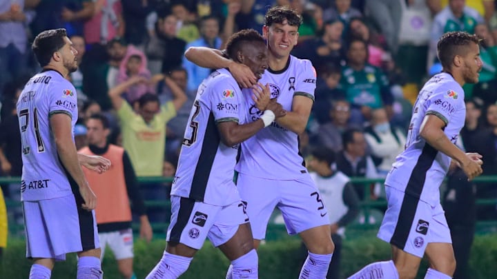 A excepción de Brian Rodríguez y Néstor Araujo, América cuenta con carro completo para enfrentar a León en el Estadio Azteca. A excepción de Brian Rodríguez y Néstor Araujo, América cuenta con carro completo para enfrentar a León en el Estadio Azteca.