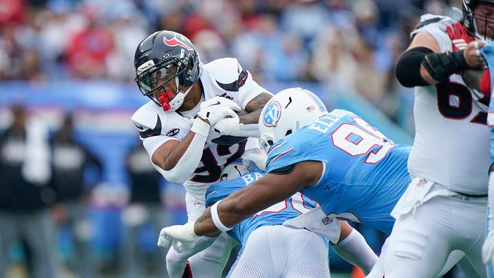 Houston Texans running back David Montgomery (32) Houston Texans running back David Montgomery (32)