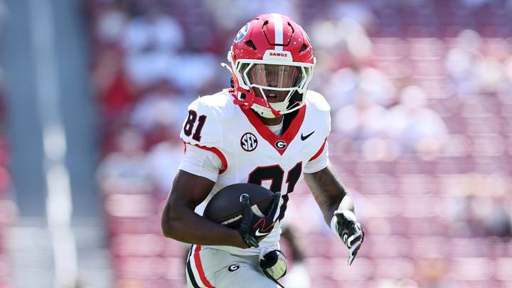Sep 19, 2026; Fayetteville, Arkansas, USA; Georgia Bulldogs wide receiver Craig Dandridge (81) runs with the ball against the Arkansas Razorbacks during the second half at Donald W. Reynolds Razorback Stadium. Mandatory Credit: Nelson Chenault-Imagn Images Sep 19, 2026; Fayetteville, Arkansas, USA; Georgia Bulldogs wide receiver Craig Dandridge (81) runs with the ball against the Arkansas Razorbacks during the second half at Donald W. Reynolds Razorback Stadium. Mandatory Credit: Nelson Chenault-Imagn Images