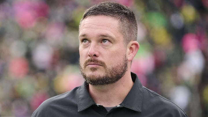 Oct 22, 2022; Eugene, Oregon, USA; Oregon Ducks head coach Dan Lanning watches the clock during the second half against the UCLA Bruins at Autzen Stadium. The Ducks won the game 45-30. Mandatory Credit: Troy Wayrynen-Imagn Images