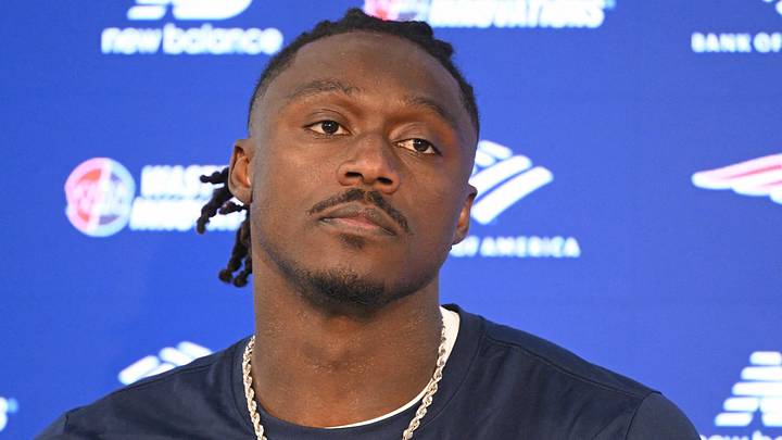 New England Patriots wide receiver A.J. Brown (1).