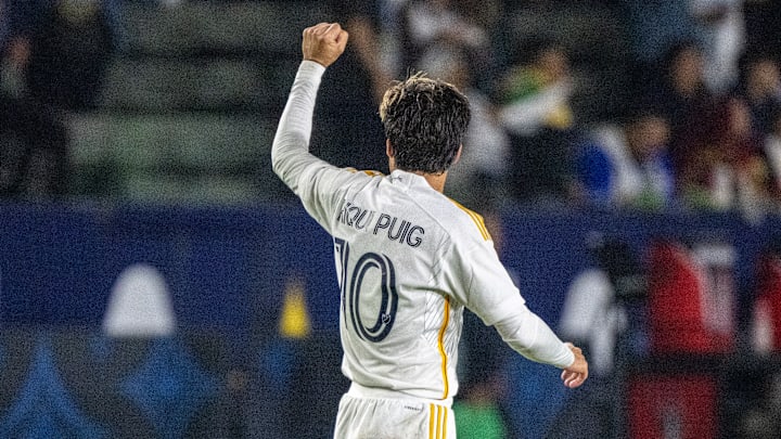 Los Angeles Galaxy v Colorado Rapids