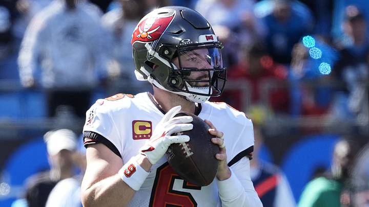 Oct 25, 2026; Charlotte, North Carolina, USA; Tampa Bay Buccaneers quarterback Baker Mayfield (6) looks to pass against the Carolina Panthers during the first half at Bank of America Stadium. Mandatory Credit: Jim Dedmon-Imagn Images Oct 25, 2026; Charlotte, North Carolina, USA; Tampa Bay Buccaneers quarterback Baker Mayfield (6) looks to pass against the Carolina Panthers during the first half at Bank of America Stadium. Mandatory Credit: Jim Dedmon-Imagn Images