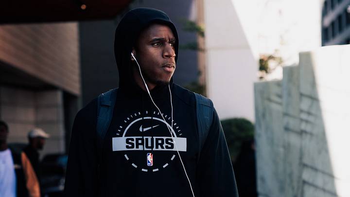 July 3, 2026; San Francisco, California, USA; San Antonio Spurs center Tarris Reed Jr. (10) exits the team hotel before a game against the Miami Heat at the California Classic at Chase Center. July 3, 2026; San Francisco, California, USA; San Antonio Spurs center Tarris Reed Jr. (10) exits the team hotel before a game against the Miami Heat at the California Classic at Chase Center.