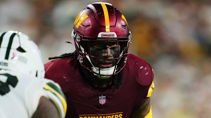 Washington Commanders linebacker Frankie Luvu