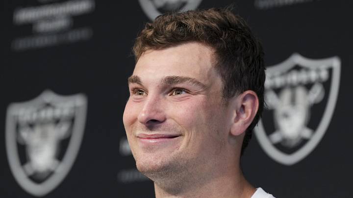 May 2, 2026; Henderson, NV, USA; Las Vegas Raiders quarterback Fernando Mendoza (15) speaks during a news conference at the team’s Rookie Minicamp at Intermountain Health Performance Center. Mandatory Credit: Candice Ward-Imagn Images May 2, 2026; Henderson, NV, USA; Las Vegas Raiders quarterback Fernando Mendoza (15) speaks during a news conference at the team’s Rookie Minicamp at Intermountain Health Performance Center. Mandatory Credit: Candice Ward-Imagn Images