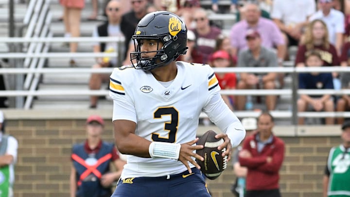 Cal quarterback Jaron-Keawe Sagapolutele 