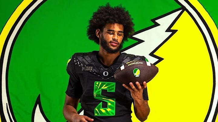 Oregon Ducks uniforms nike phil knight Grateful Dead Dante Moore tie-dye Autzen Stadium Wisconsin Badgers Jerry Garcia Dan Lanning recruiting nil