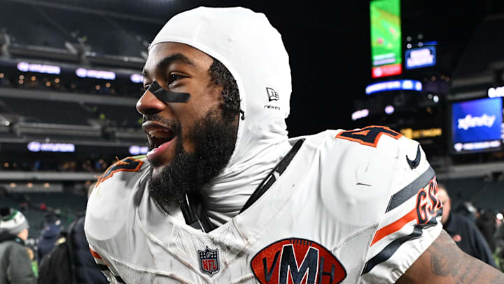 Nov 28, 2025; Philadelphia, Pennsylvania, USA; Chicago Bears running back D'Andre Swift (4) walks off the field after the game against the Philadelphia Eagles at Lincoln Financial Field. Mandatory Credit: Eric Hartline-Imagn Images