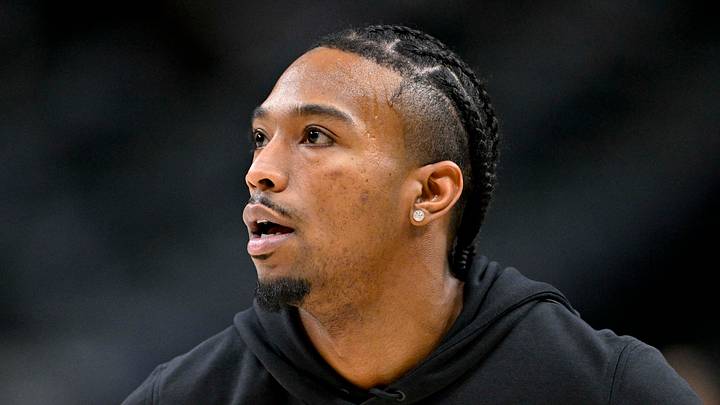 Apr 3, 2026; Dallas, Texas, USA; Dallas Mavericks guard Brandon Williams (10) warms up before the game between the Dallas Mavericks and the Orlando Magic at the American Airlines Center. Mandatory Credit: Jerome Miron-Imagn Images