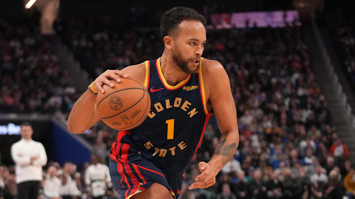 Jan 29, 2025; San Francisco, California, USA; Golden State Warriors forward Kyle Anderson (1) dribbles the ball against the Oklahoma City Thunder in the third quarter at the Chase Center. Mandatory Credit: Cary Edmondson-Imagn Images Jan 29, 2025; San Francisco, California, USA; Golden State Warriors forward Kyle Anderson (1) dribbles the ball against the Oklahoma City Thunder in the third quarter at the Chase Center. Mandatory Credit: Cary Edmondson-Imagn Images