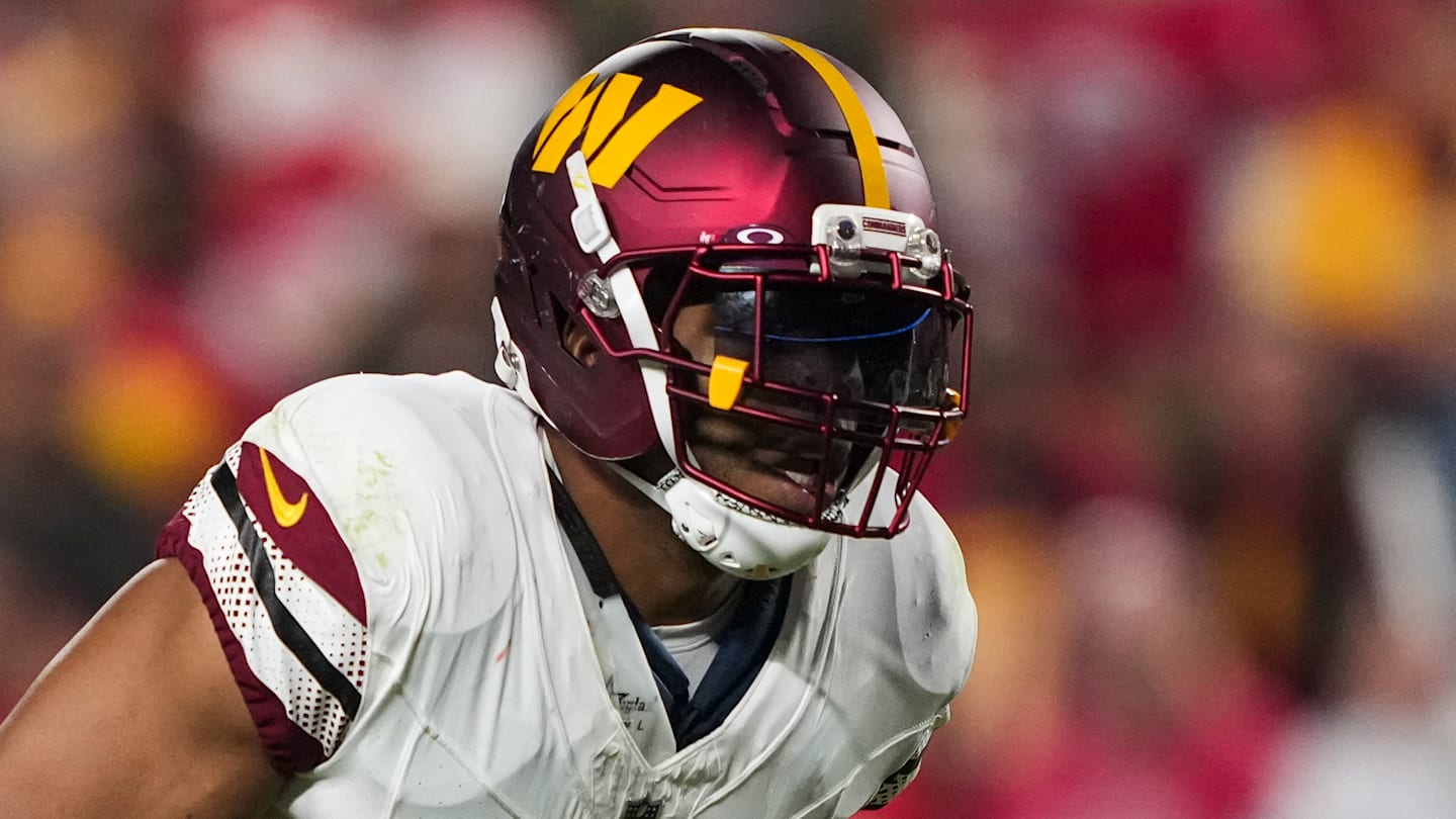 Bobby Wagner fires up Commanders locker room amid worrying slide