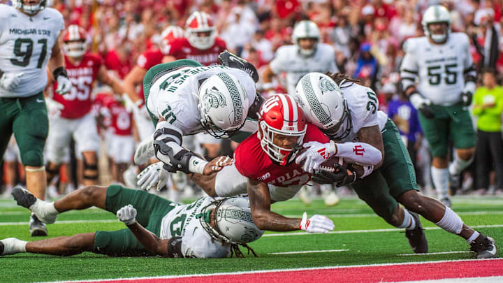 Indiana's E.J. Williams Jr. (7) scores a touchdown during the Indiana versus Michigan State football game at Memorial Stadium on Saturday, Oct. 18, 2025. Indiana's E.J. Williams Jr. (7) scores a touchdown during the Indiana versus Michigan State football game at Memorial Stadium on Saturday, Oct. 18, 2025.