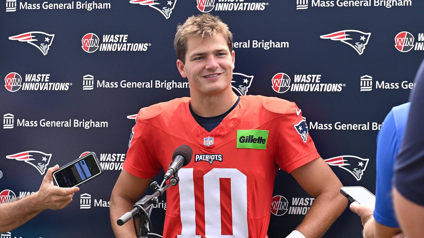 Drake Maye Talks A.J. Brown, And What He Could Bring To Patriots Offense
