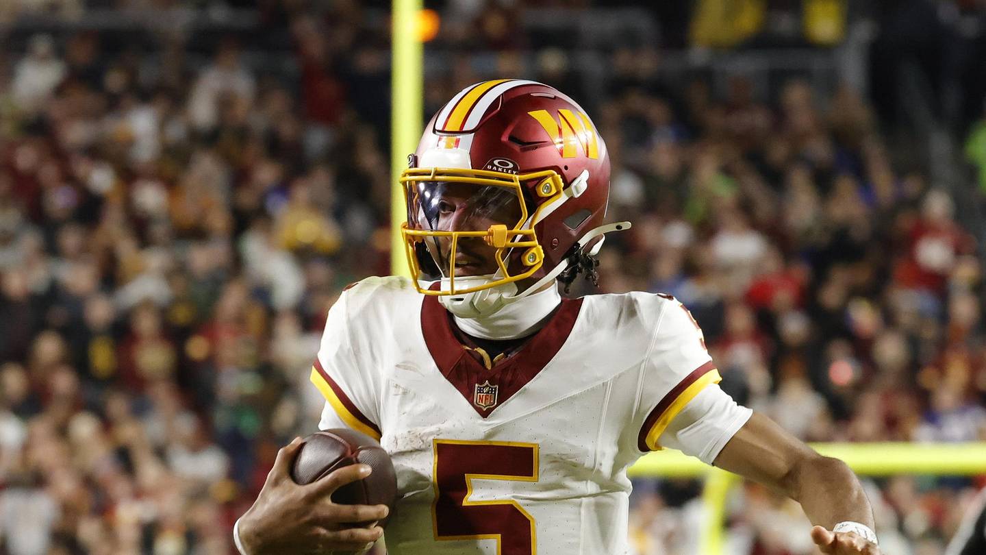 Jayden Daniels suffers horrific injury that could end Commanders season