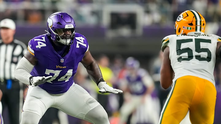Green Bay Packers v Minnesota Vikings