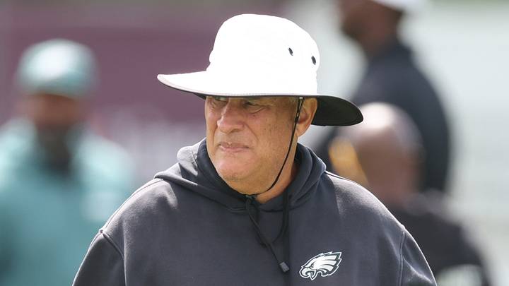 Philadelphia Eagles defensive coordinator Vic Fangio Philadelphia Eagles defensive coordinator Vic Fangio