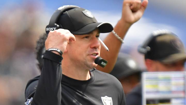 Sep 20, 2026; Inglewood, California, USA; Las Vegas Raiders head coach Klint Kubiak (middle) is seen against the Los Angeles Chargers during the first half at SoFi Stadium. Mandatory Credit: Gary A. Vasquez-Imagn Images Sep 20, 2026; Inglewood, California, USA; Las Vegas Raiders head coach Klint Kubiak (middle) is seen against the Los Angeles Chargers during the first half at SoFi Stadium. Mandatory Credit: Gary A. Vasquez-Imagn Images