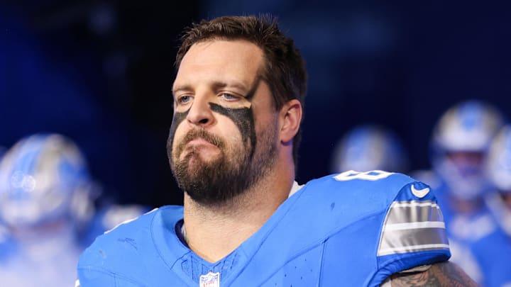 Detroit Lions tackle Taylor Decker (68) enters the field before the game against the Minnesota Vikings at Ford Field Detroit Lions tackle Taylor Decker (68) enters the field before the game against the Minnesota Vikings at Ford Field