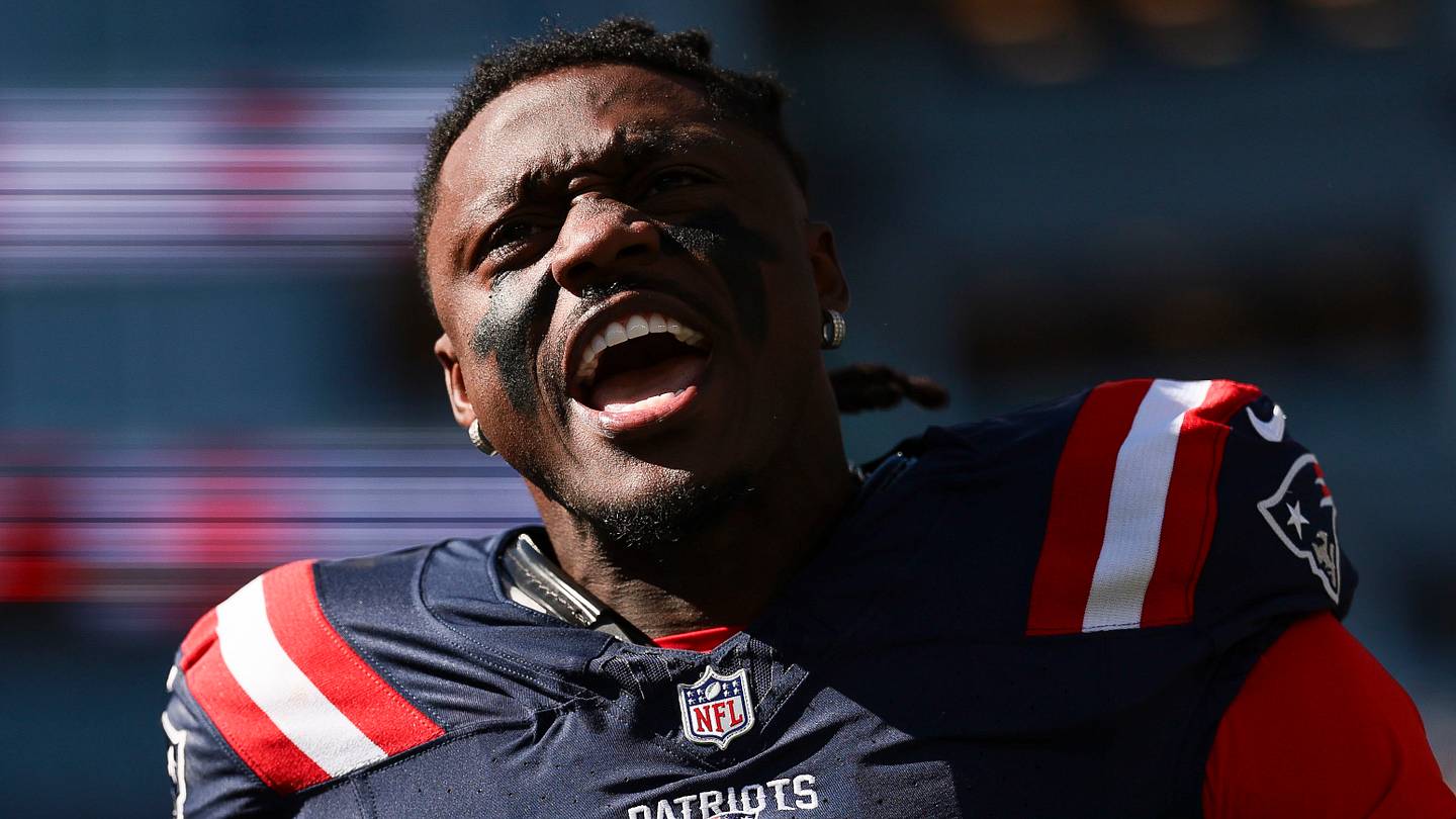 Drake Week Drake Maye puts an end to the noise surrounding A.J. Brown after Week 6 ...