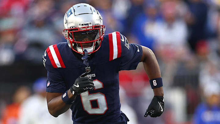 Los Angeles Rams v New England Patriots