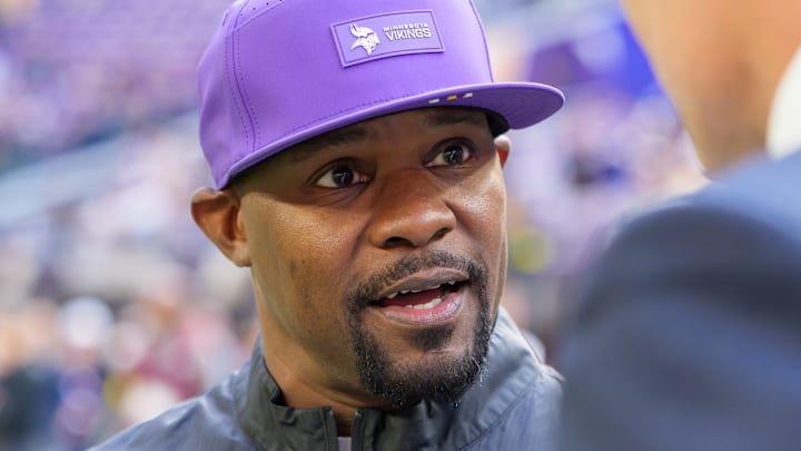 Minnesota Vikings defensive coordinator Brian Flores Minnesota Vikings defensive coordinator Brian Flores